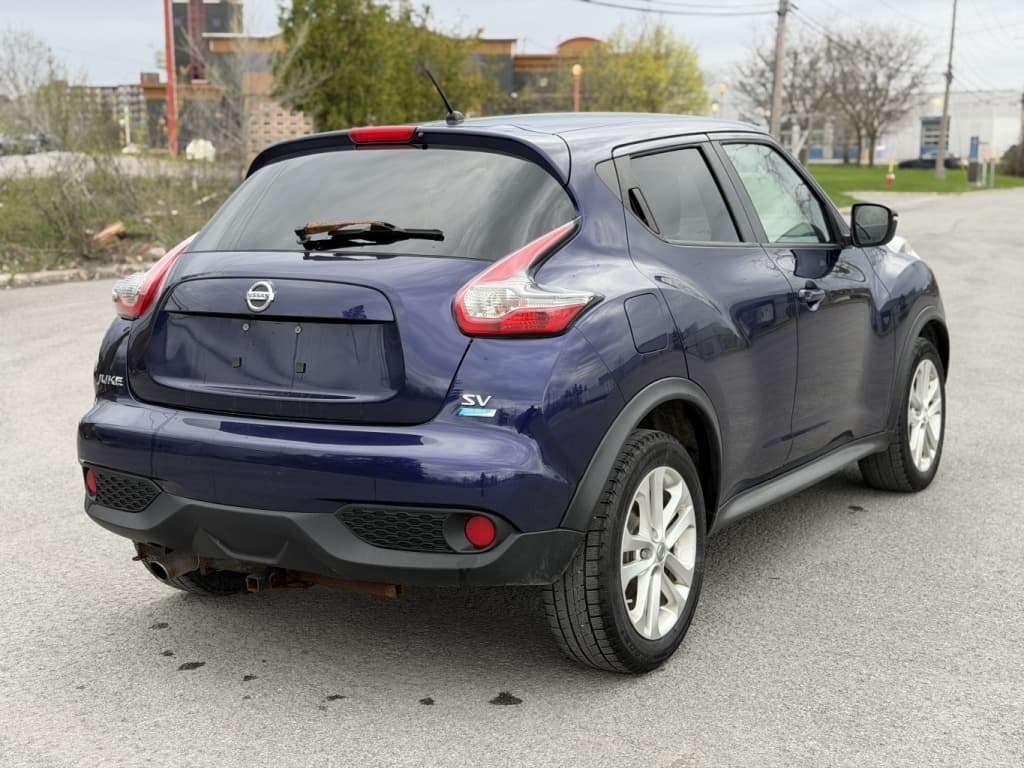 2015 Nissan Juke SV thumbnail 5