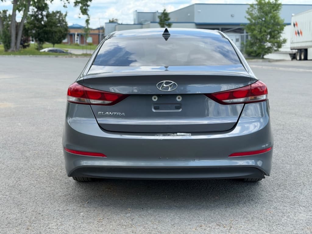 2018 Hyundai Elantra GL thumbnail 5