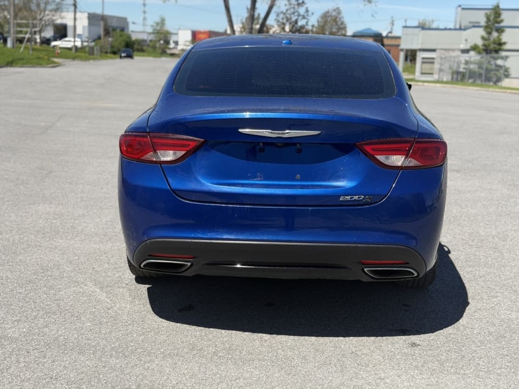 2015 Chrysler 200 S thumbnail 5