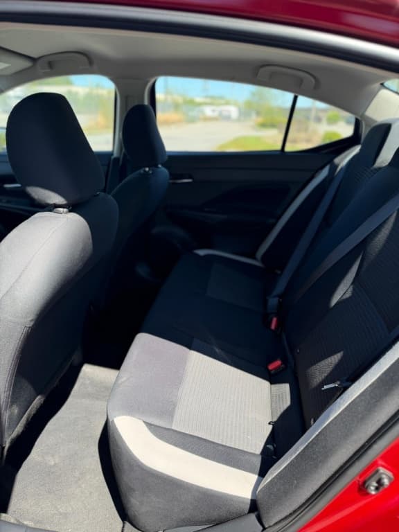 2021 Nissan Versa SV thumbnail 9