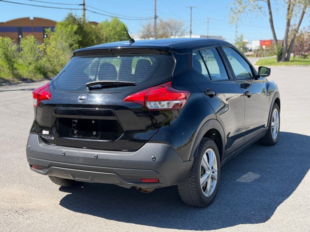 2020 Nissan Kicks S thumbnail 3