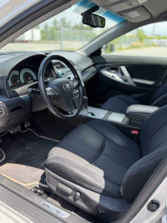 2010 Toyota Camry LE/SE/XLE thumbnail 10