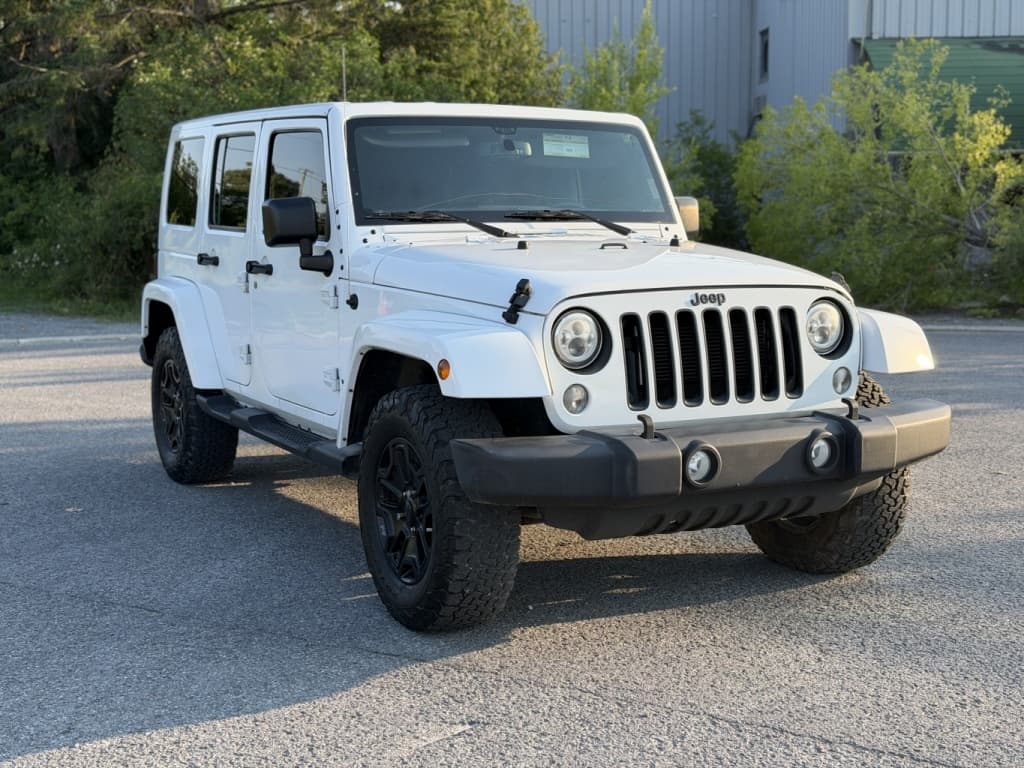 2016 Jeep Wrangler Unlimited Backcountry thumbnail 3