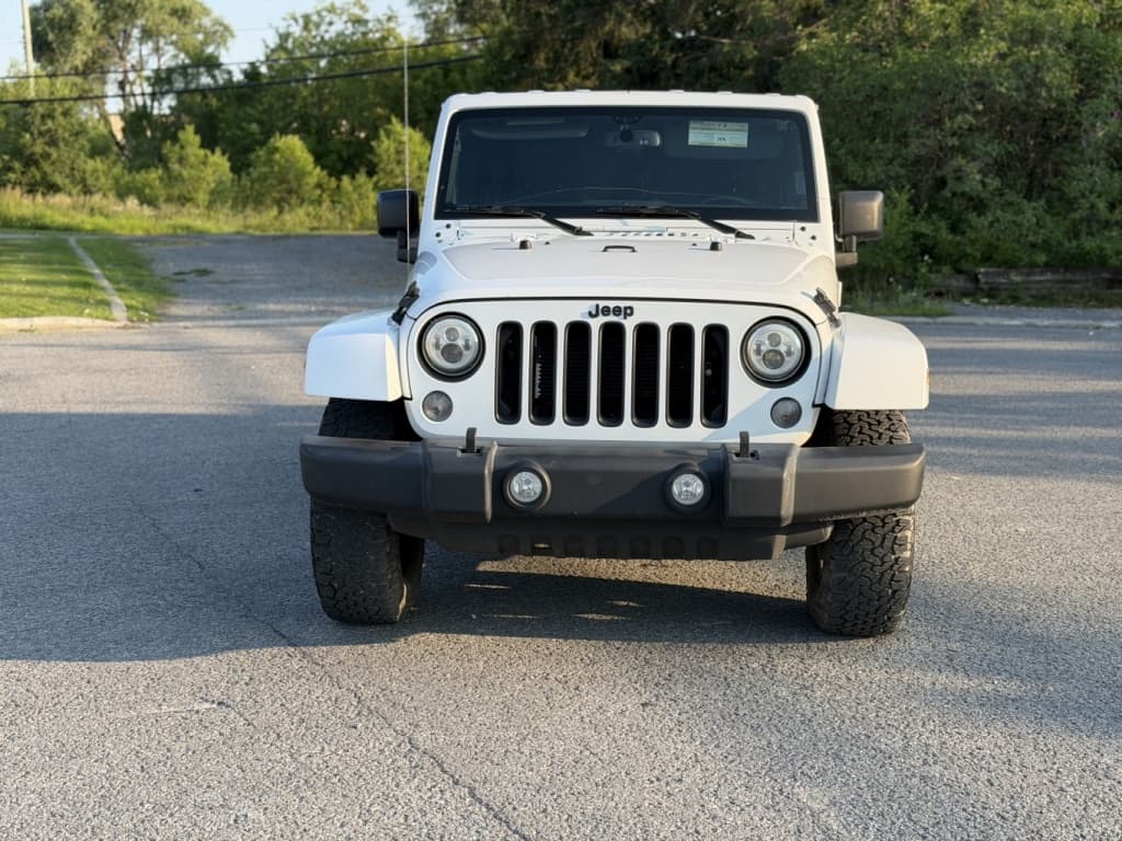2016 Jeep Wrangler Unlimited Backcountry thumbnail 2