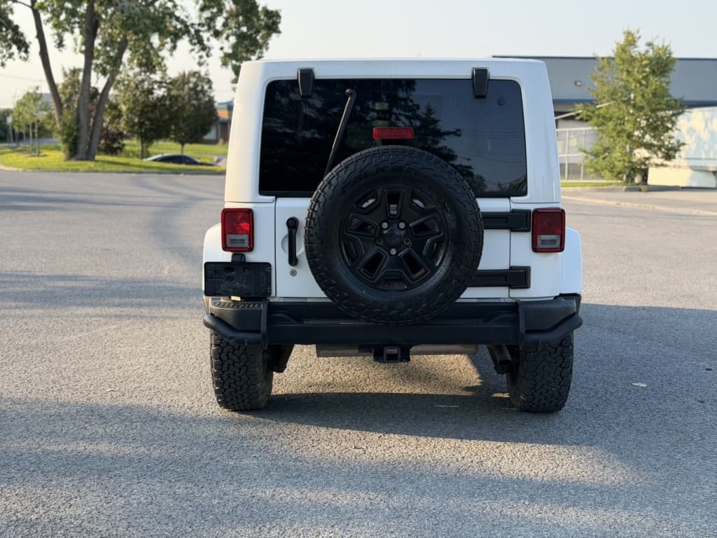2016 Jeep Wrangler Unlimited Backcountry thumbnail 5