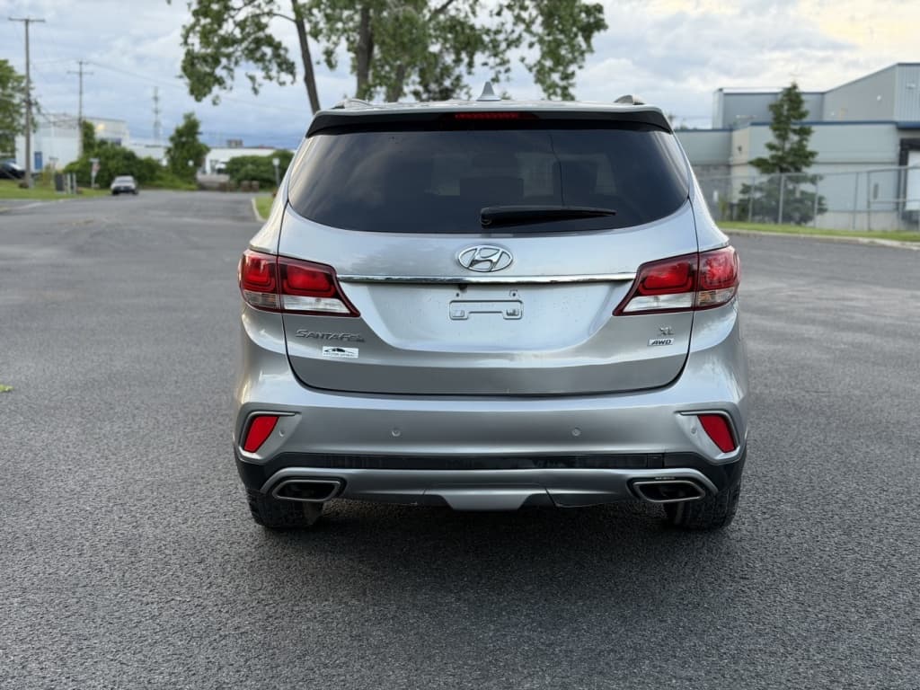 2017 Hyundai Santa Fe XL Premium thumbnail 5