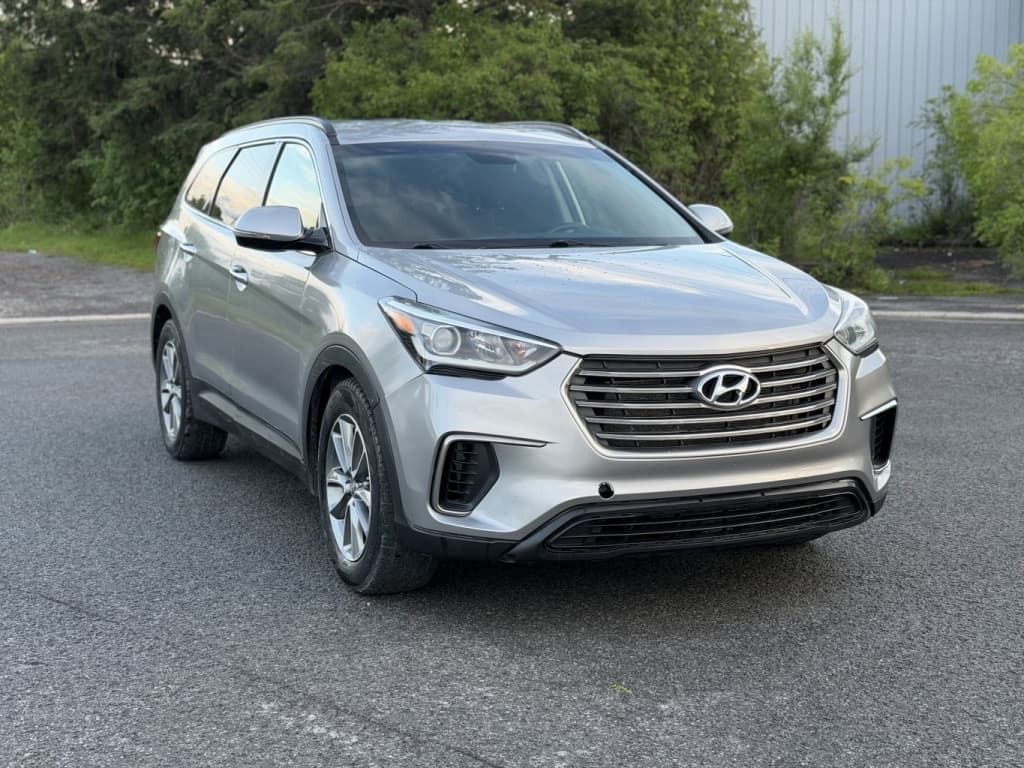 2017 Hyundai Santa Fe XL Premium thumbnail 3