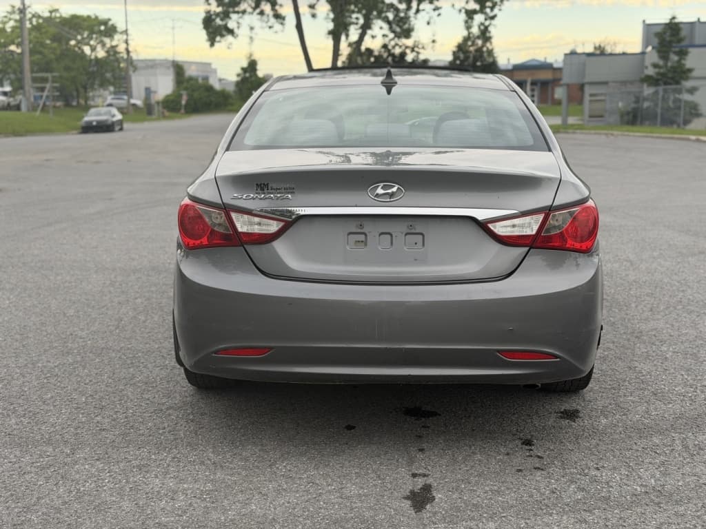 2011 Hyundai Sonata GLS thumbnail 5