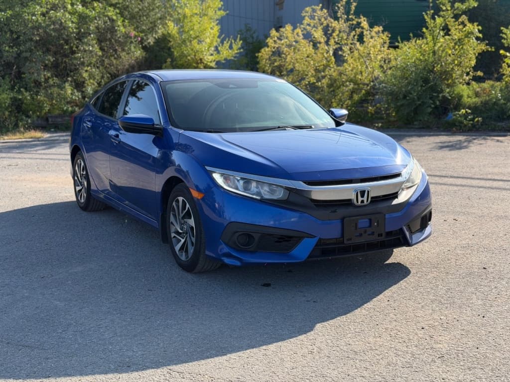 2018 Honda Civic Sedan thumbnail 5