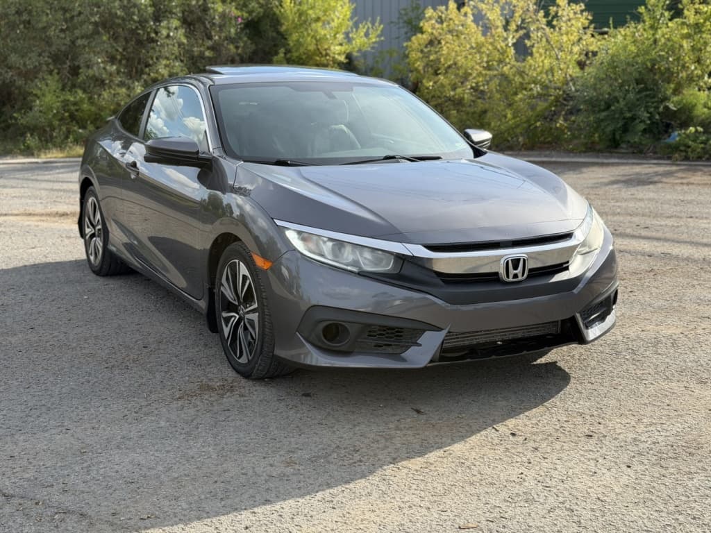 2018 Honda Civic Coupe EX-T thumbnail 3