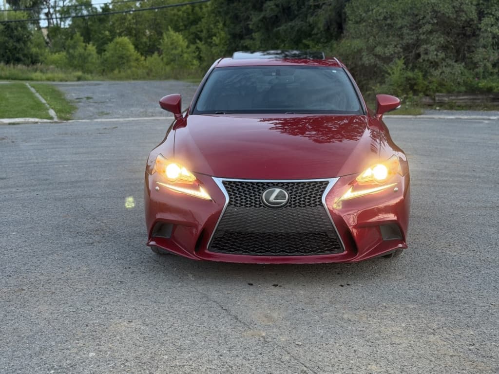 2014 Lexus IS 350 thumbnail 2
