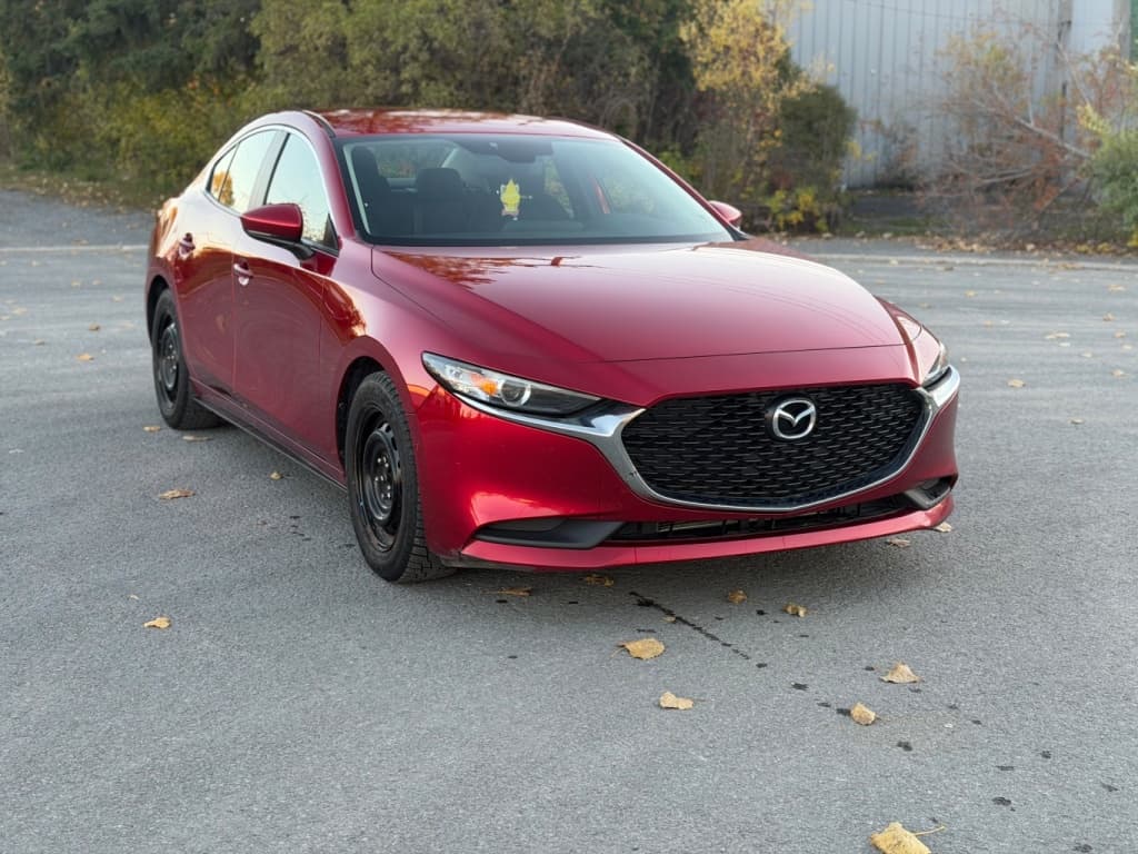 2019 Mazda Mazda3 thumbnail 3