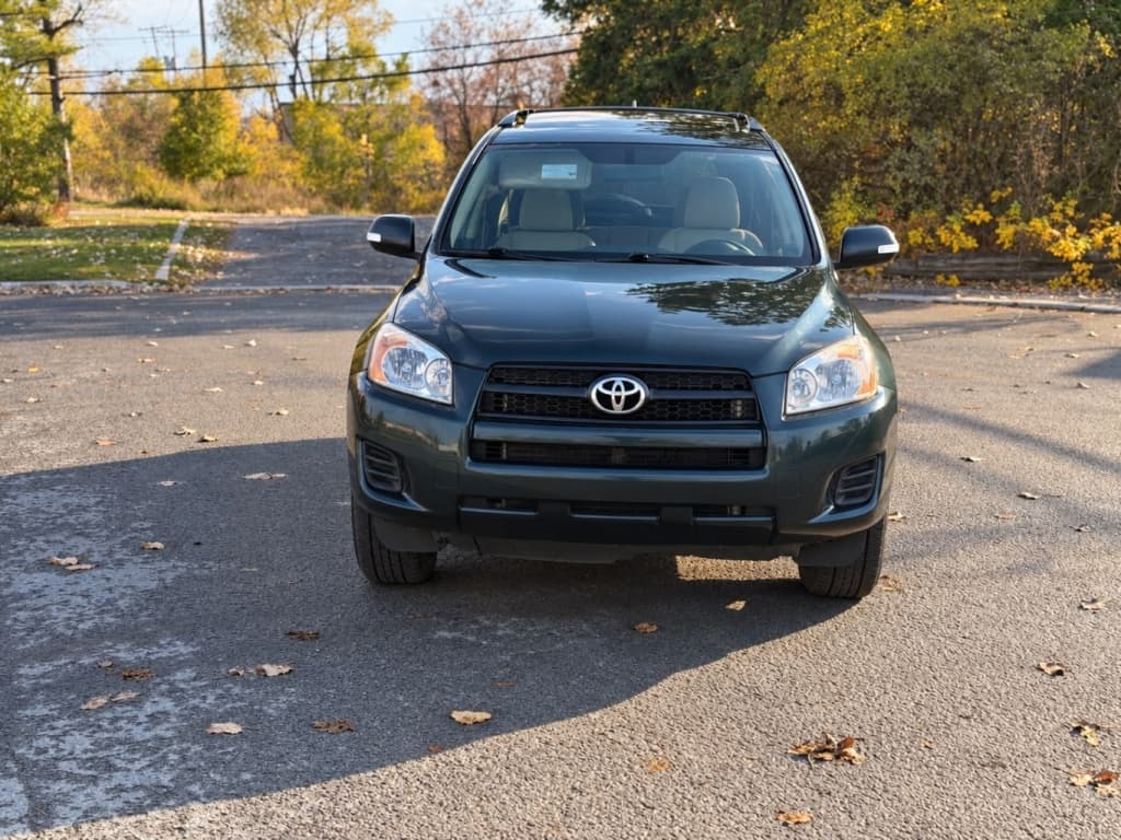2012 Toyota RAV4 thumbnail 2