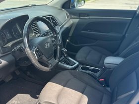 Hyundai Elantra 2018 – Image 11