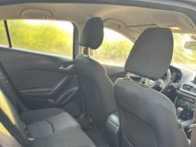 Mazda Mazda3 2018 – Image 4